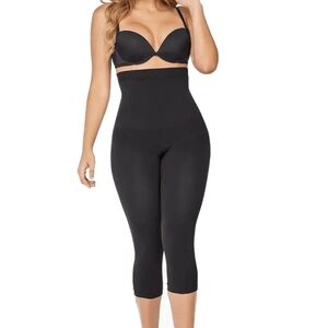 Empetua Women's Black High-Waisted Shaping Capri Leggings - Size XL